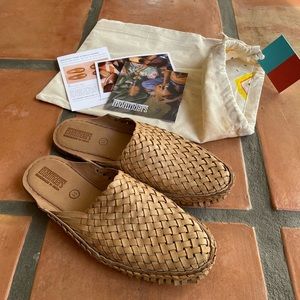 Mohinders Woven City Slipper in Honey + No Stripes